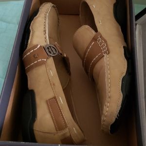 Men's shoes